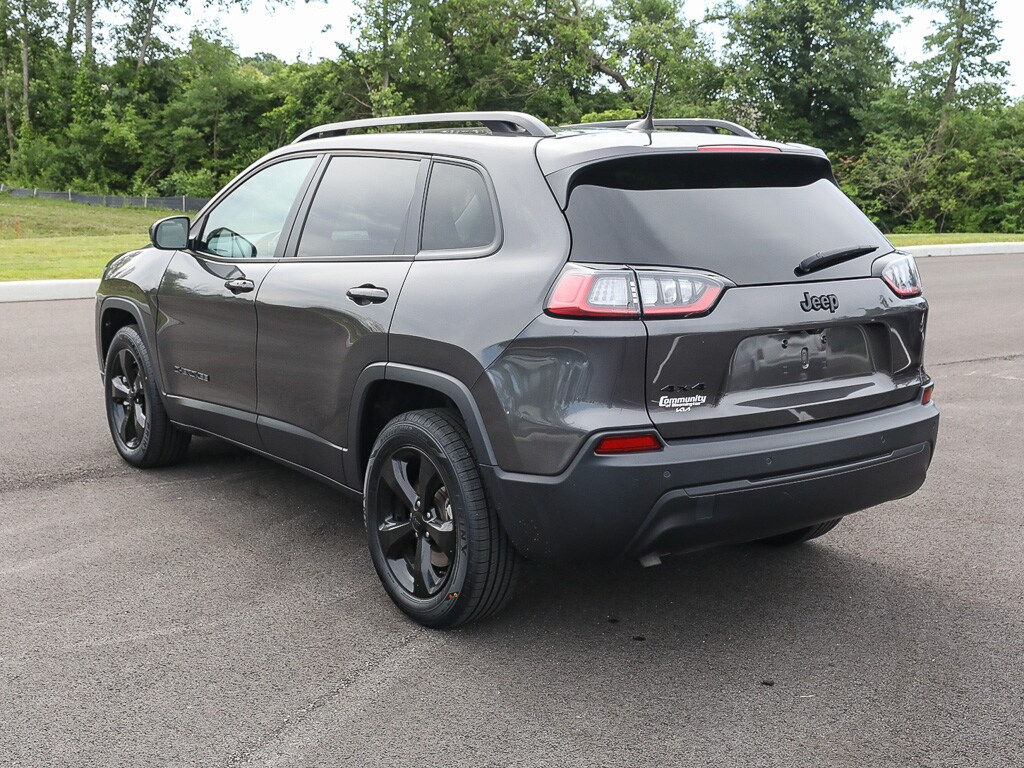 Used 2021 Jeep Cherokee Altitude Sport Utility