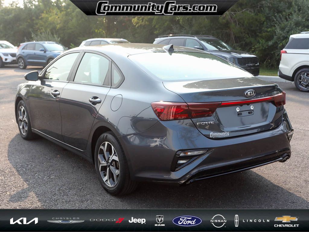 2021 Kia Forte LXS photo 3