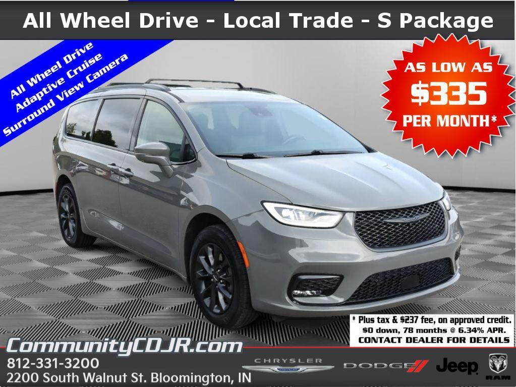 2021 Chrysler Pacifica Touring L's photo