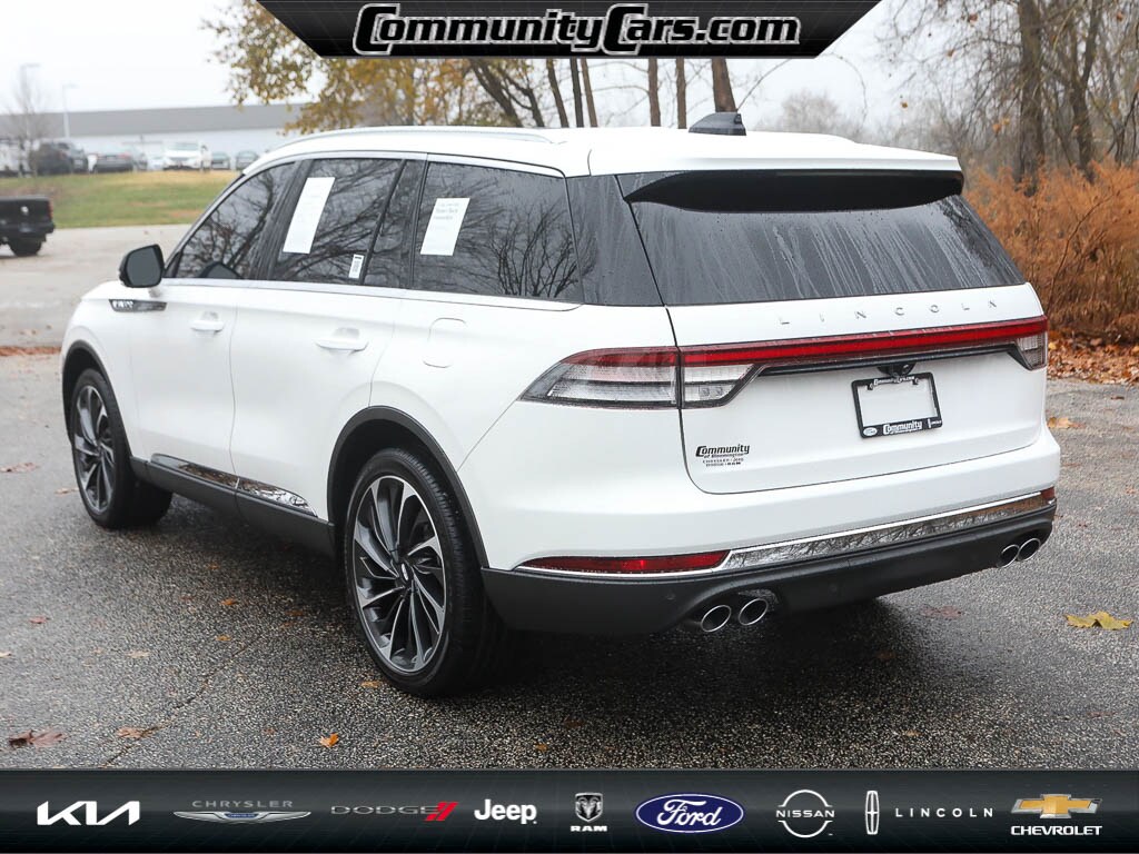 2025 Lincoln Aviator Reserve photo 4