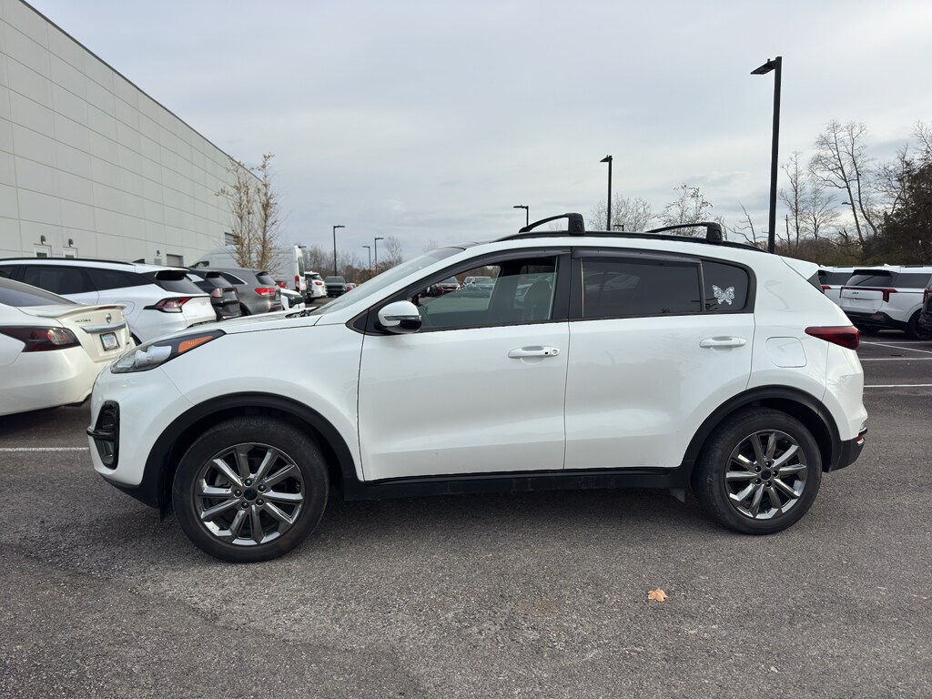 2022 Kia Sportage Nightfall Edition photo 3