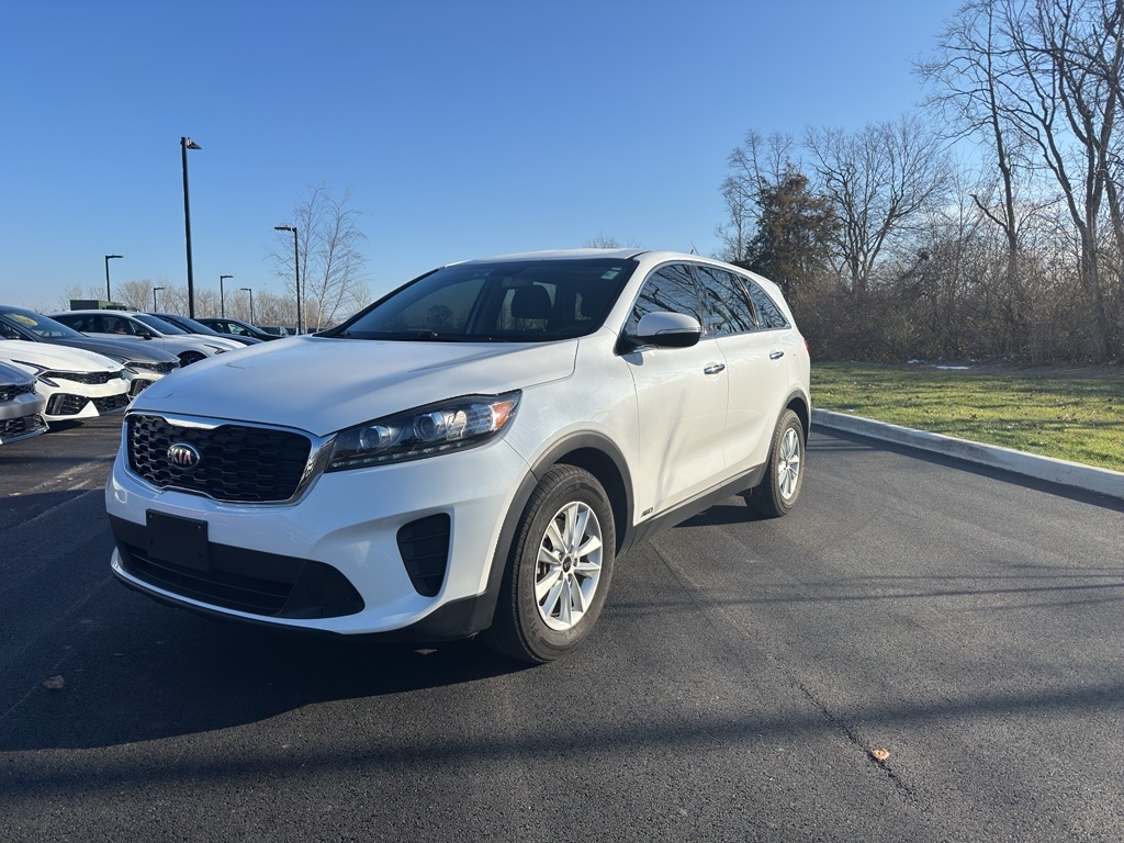 2020 Kia Sorento LX's photo