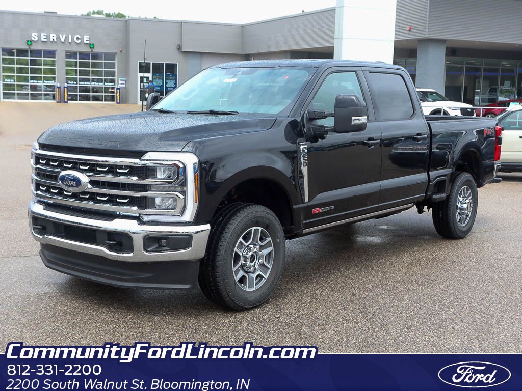 2025 Ford F-250 Lariat photo 2