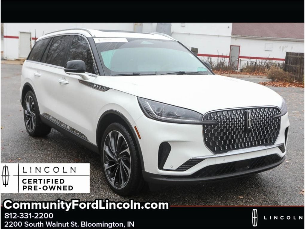 2025 Lincoln Aviator Reserve's photo
