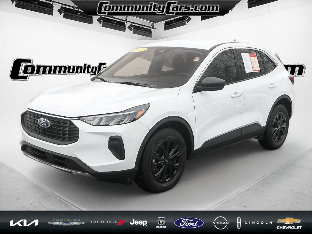 2023 Ford Escape Active's photo