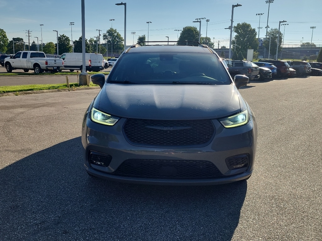 Used 2021 Chrysler Pacifica Touring L Passenger Van