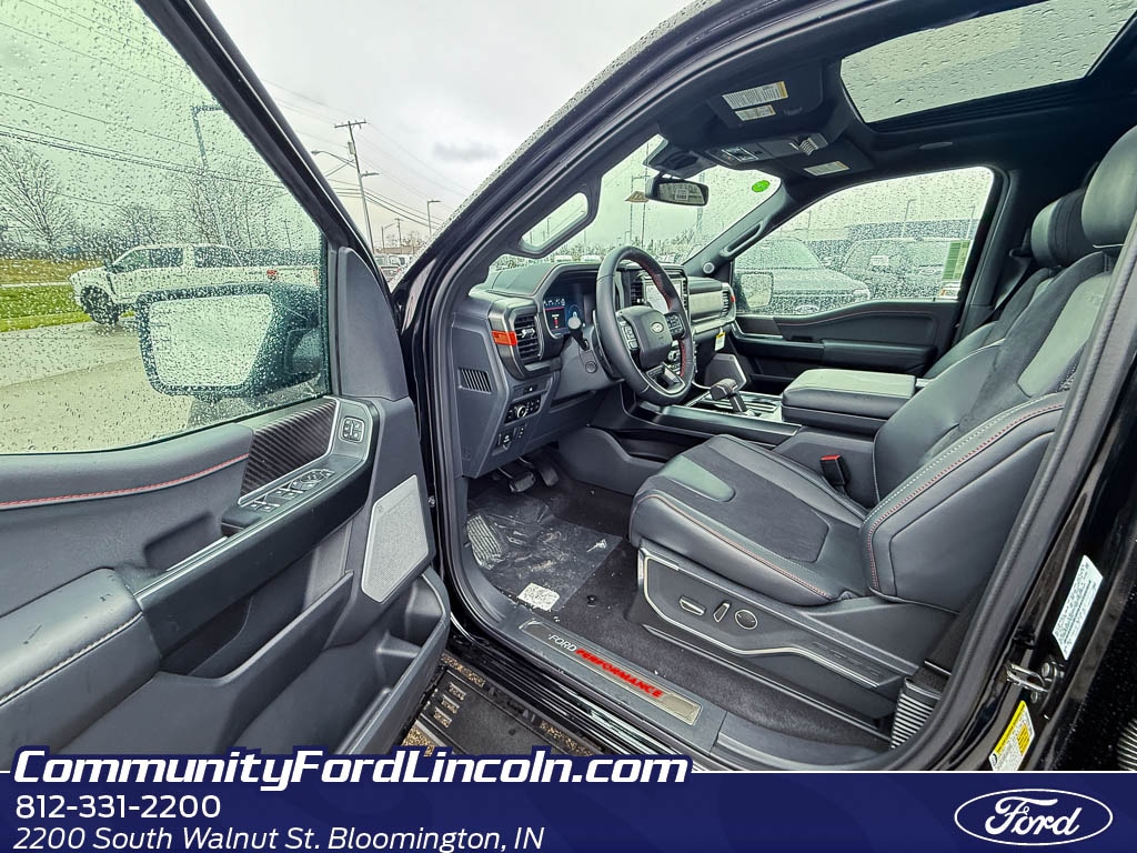 2025 Ford F-150 Raptor - Photo 10
