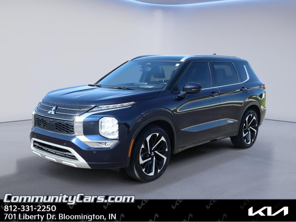 2022 Mitsubishi Outlander SEL S-AWC's photo