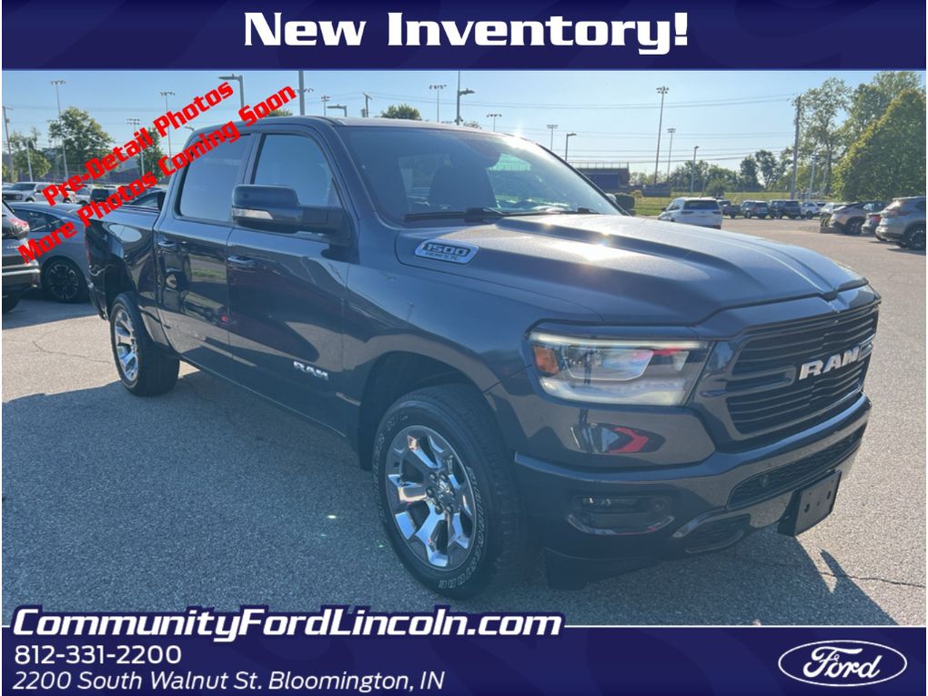 2019 RAM 1500 Big Horn/Lone Star 4x4 Crew Cab 5'7's photo