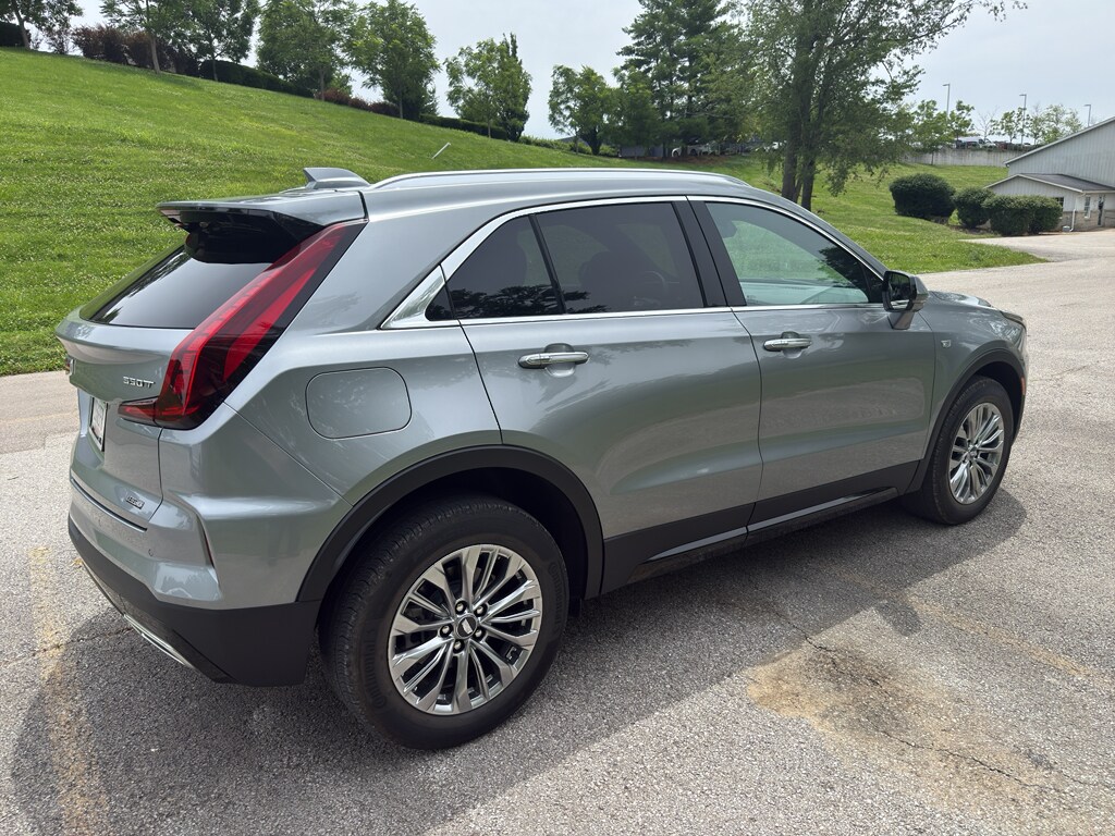 Used 2024 Cadillac XT4 FWD Premium Luxury Sport Utility