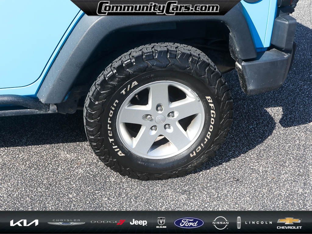 2017 Jeep Wrangler Unlimited Sport photo 4