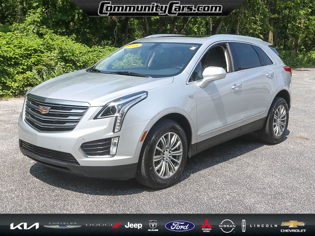 Used 2018 Cadillac XT5 Luxury with VIN 1GYKNCRS6JZ107240 for sale in Bloomington, IN