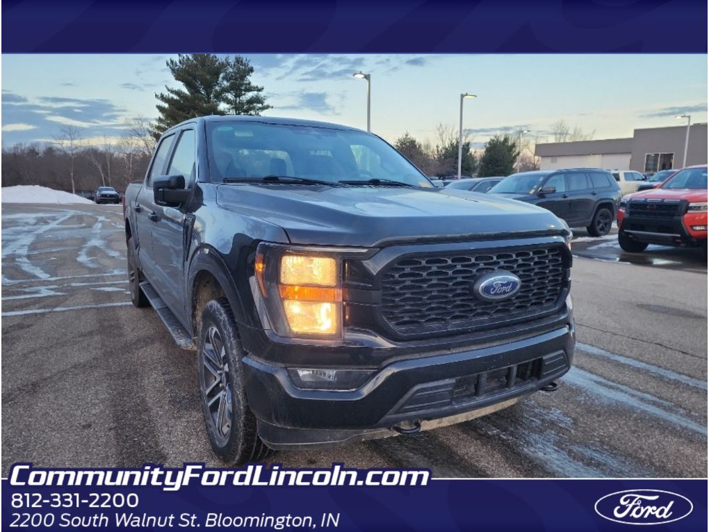 2023 Ford F-150 XL's photo