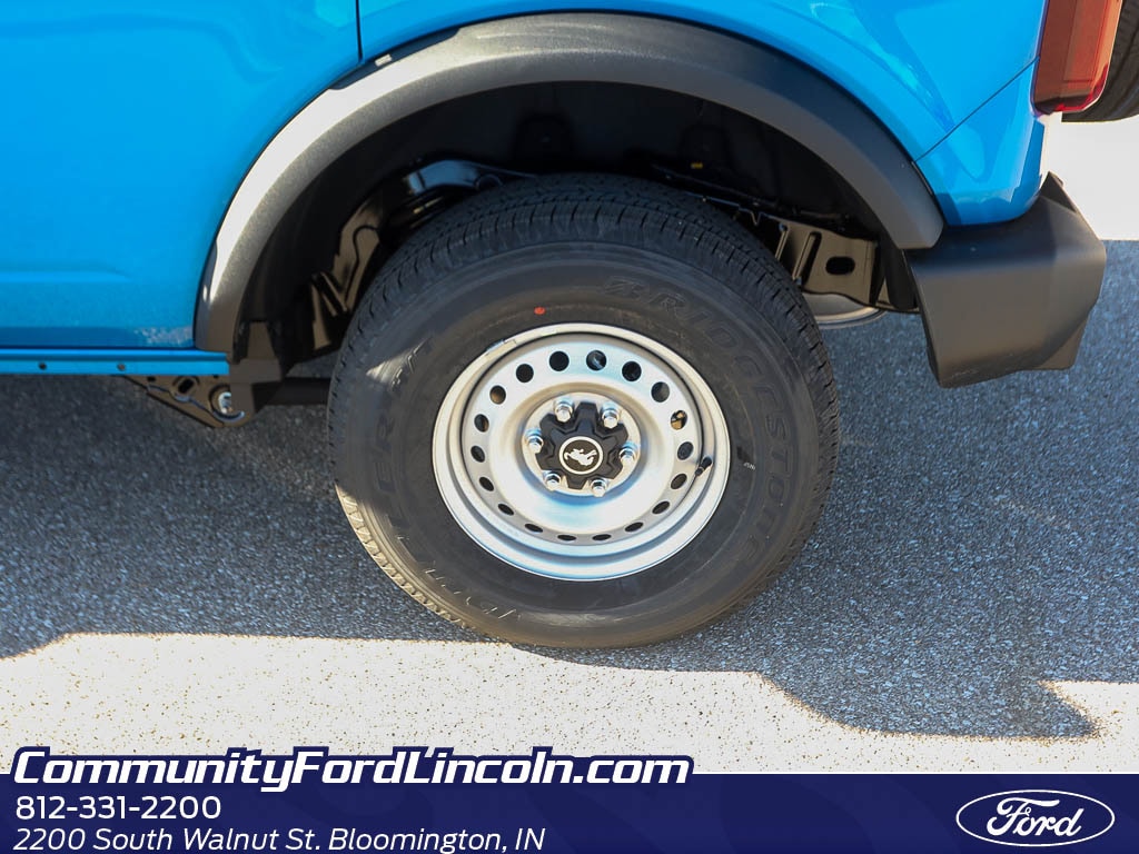 2025 Ford Bronco 4-Door Base - Photo 4