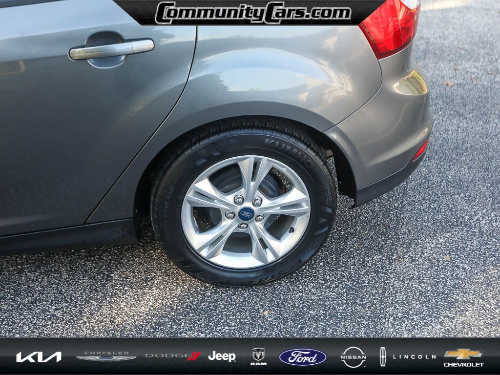 2013 Ford Focus SE photo 4