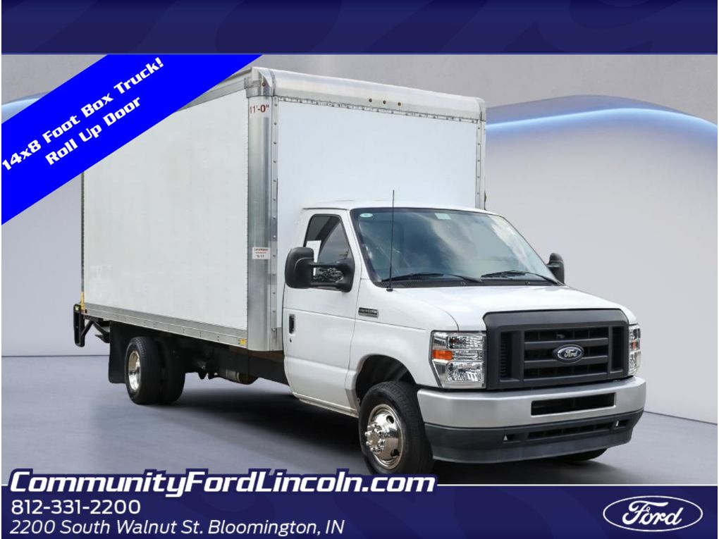 2023 Ford E-450 Super Duty