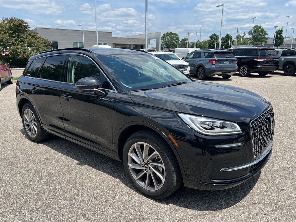 2025 Lincoln Corsair Grand Touring AWD's photo