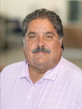 Staff member Uriel Campos from ID_7cbe5e