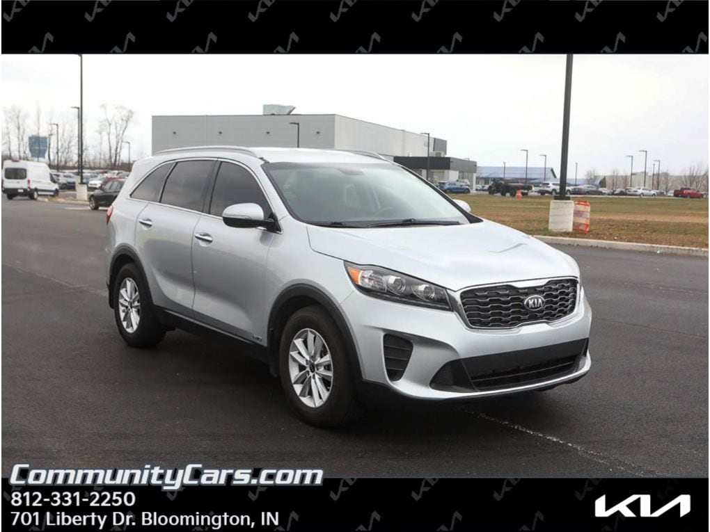 2019 Kia Sorento LX's photo