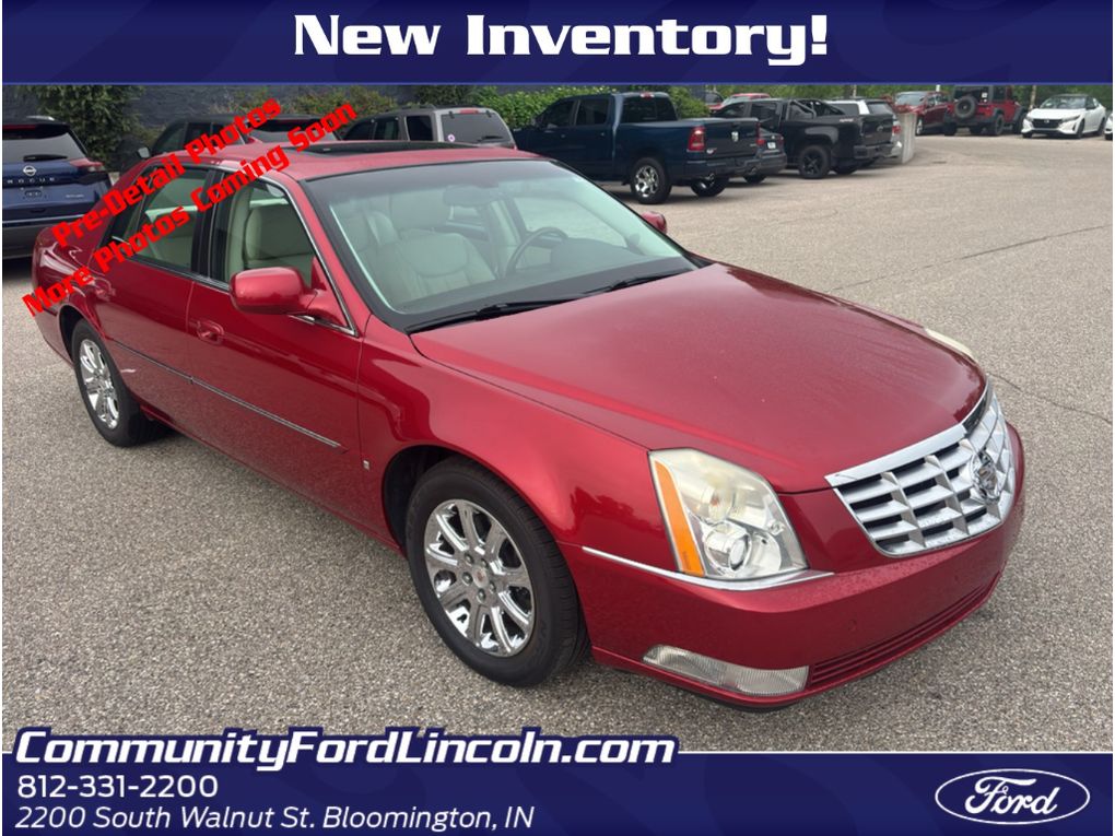 2009 Cadillac DTS 5 Pass. Luxury Collection's photo
