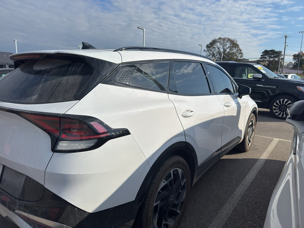 2025 Kia Sportage photo 3
