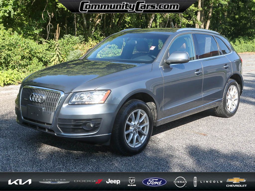 Used 2012 Audi Q5 Premium with VIN WA1CFAFP3CA026946 for sale in Bloomington, IN