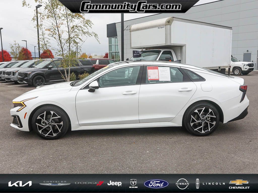 2025 Kia K5 EX photo 3