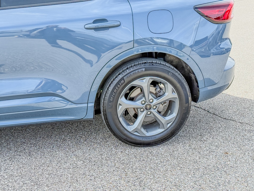 Used 2024 Ford Escape ST-Line Sport Utility