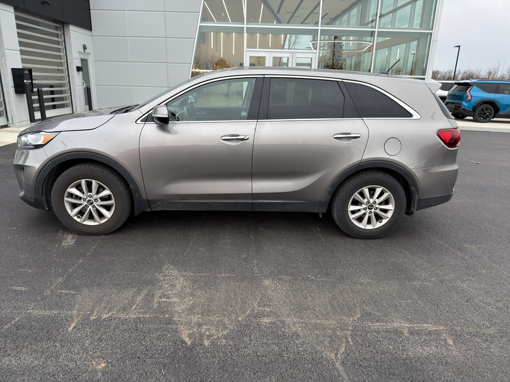 Used 2019 Kia Sorento LX Sport Utility