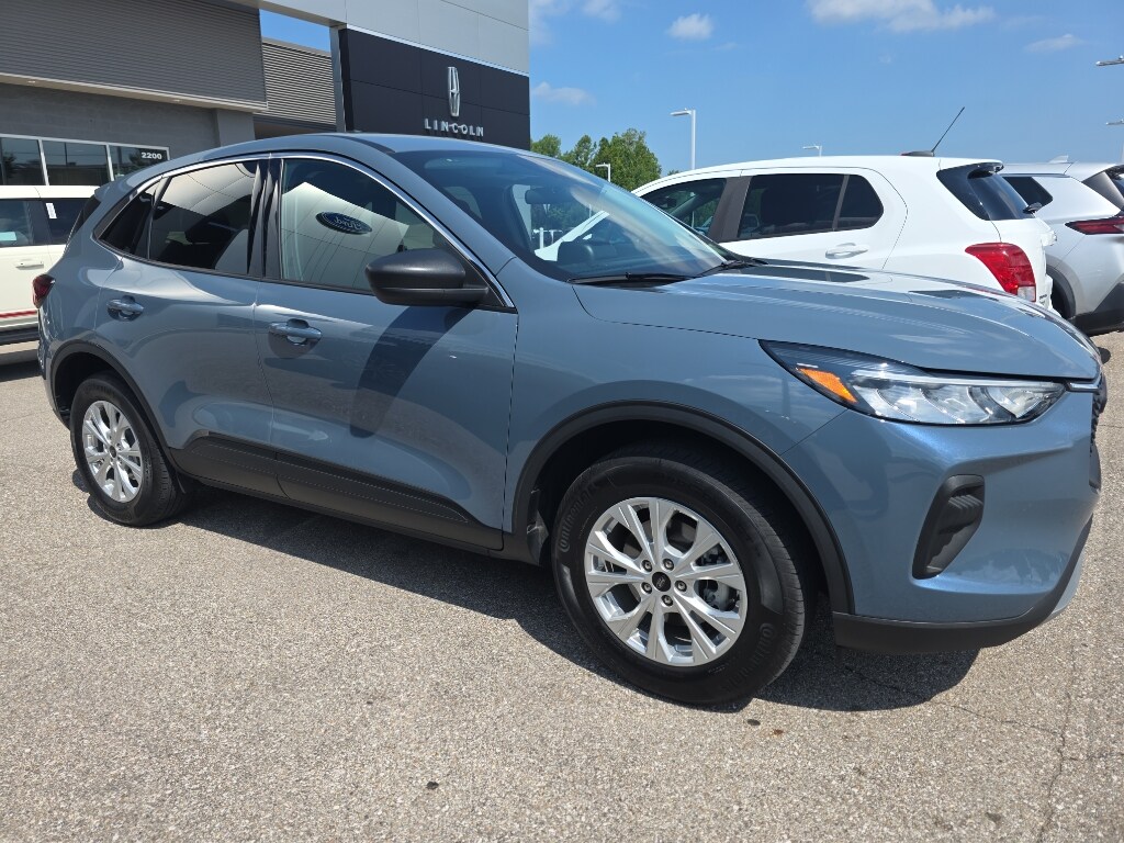 Used 2024 Ford Escape Active Wagon