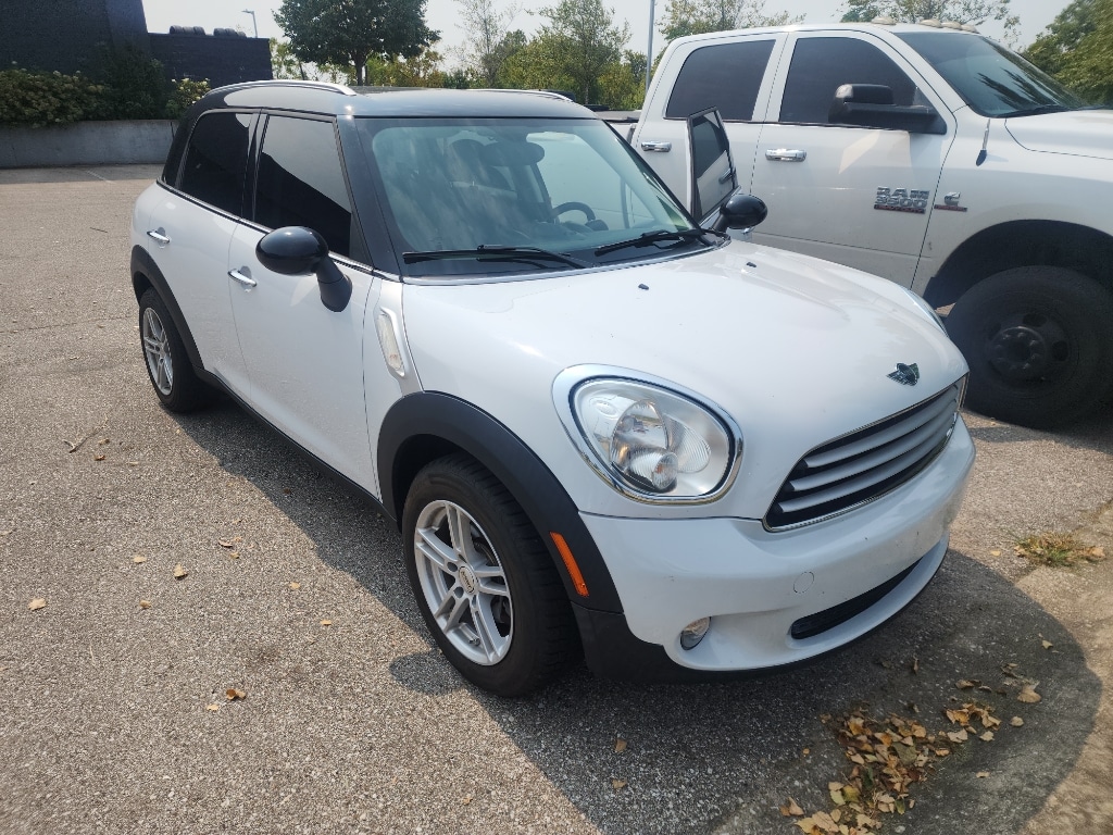 Used 2013 MINI Countryman Countryman with VIN WMWZB3C58DWM07638 for sale in Bloomington, IN