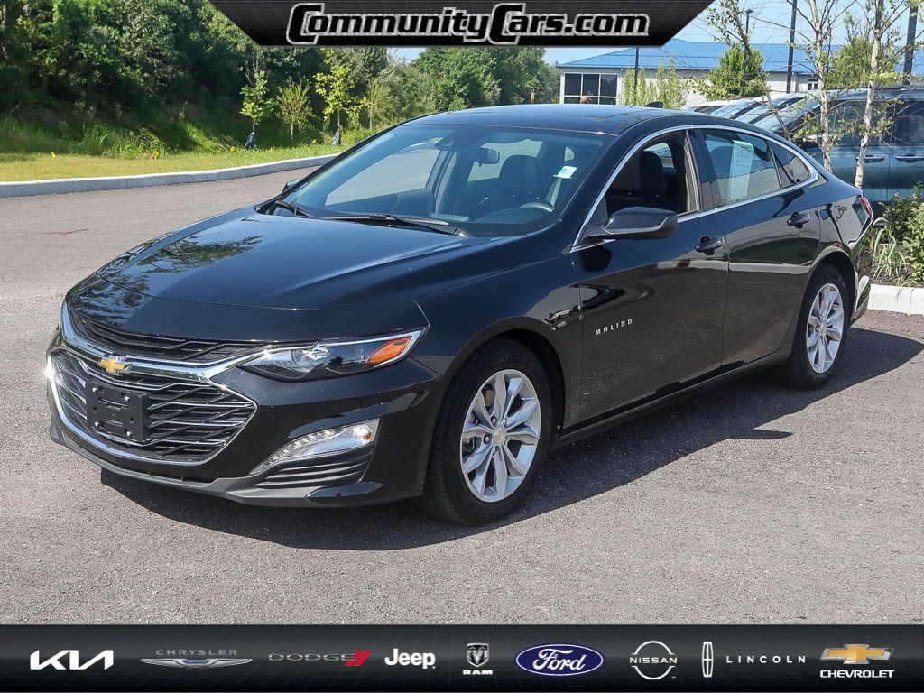 Used 2024 Chevrolet Malibu 1LT with VIN 1G1ZD5ST4RF239473 for sale in Bloomington, IN