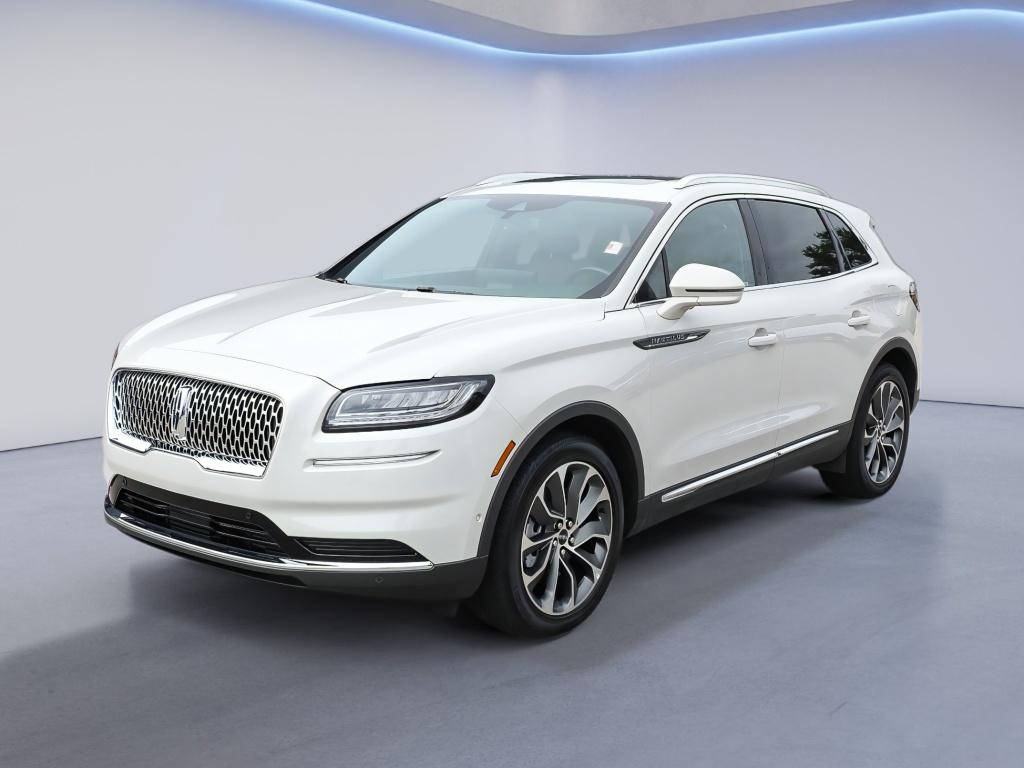 2023 Lincoln Nautilus Reserve FWD's photo