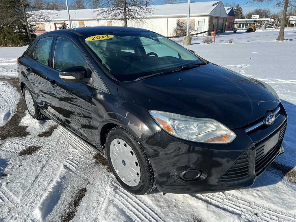 2014 Ford Focus SE's photo