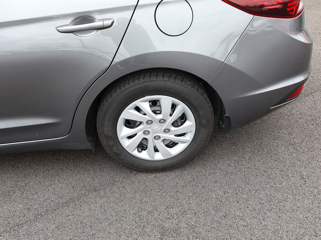Used 2019 Hyundai Elantra SE Sedan