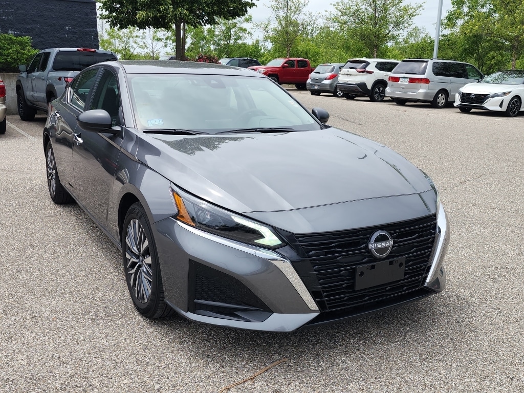 2025 Nissan Altima 2.5 SV's photo
