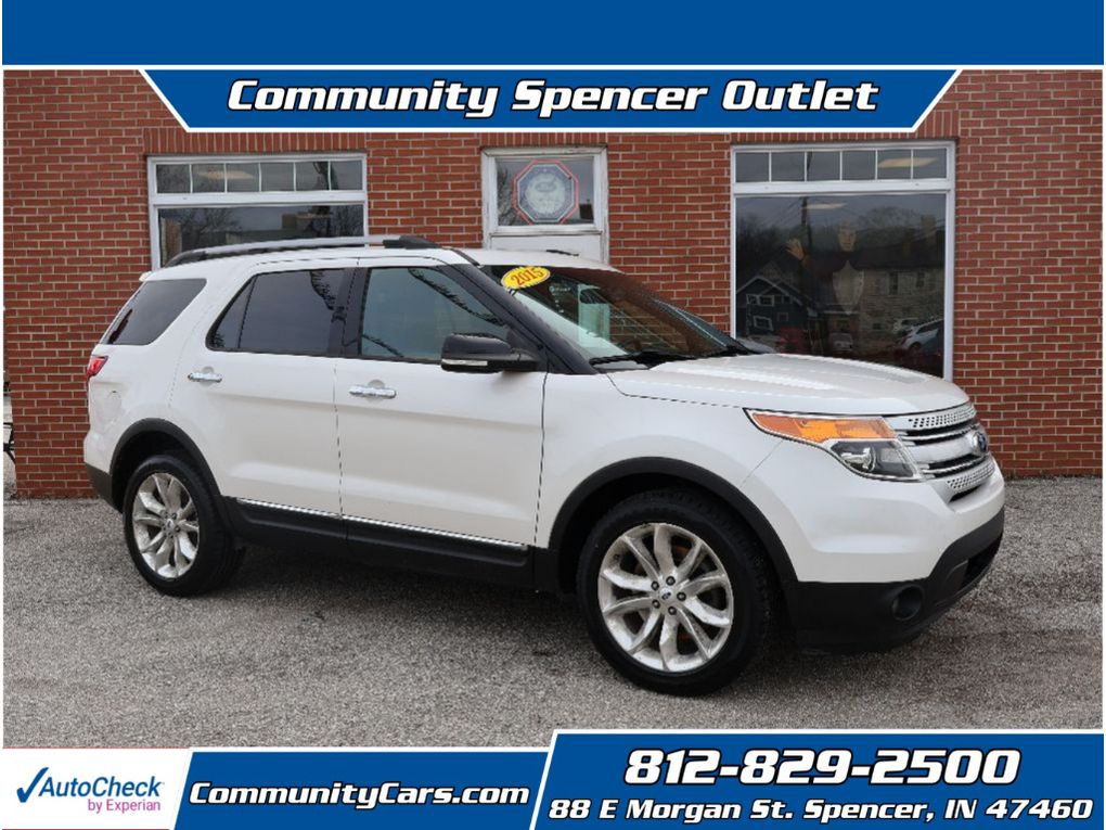 2015 Ford Explorer XLT's photo