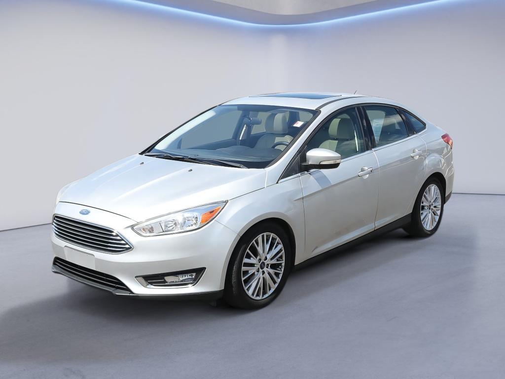 Used 2018 Ford Focus Titanium with VIN 1FADP3J24JL294281 for sale in Bloomington, IN