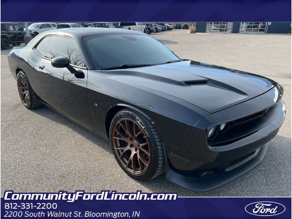 2016 Dodge Challenger Scat Pack's photo