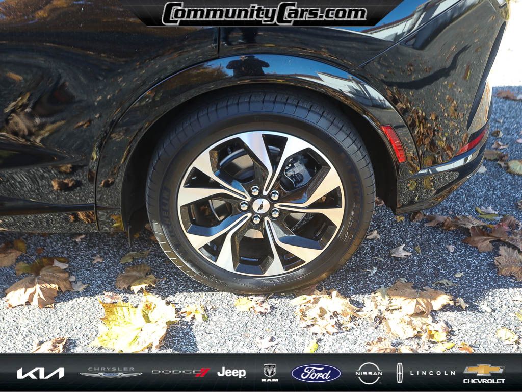 2021 Ford Mustang Premium photo 4