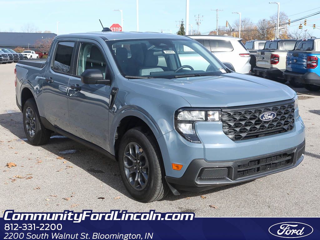 2025 Ford Maverick XLT's photo