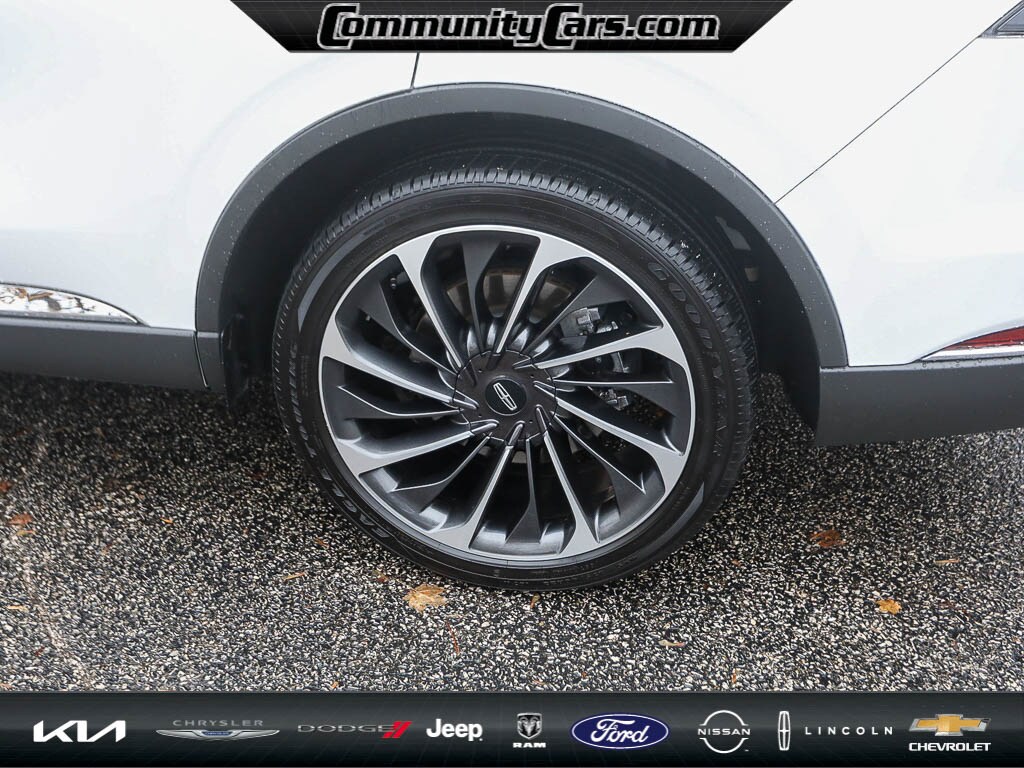 2025 Lincoln Aviator Reserve photo 3