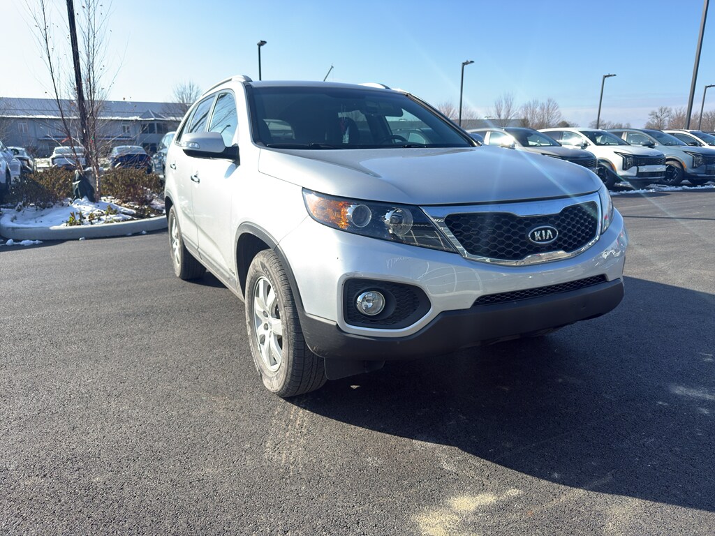 Used 2012 Kia Sorento LX Sport Utility