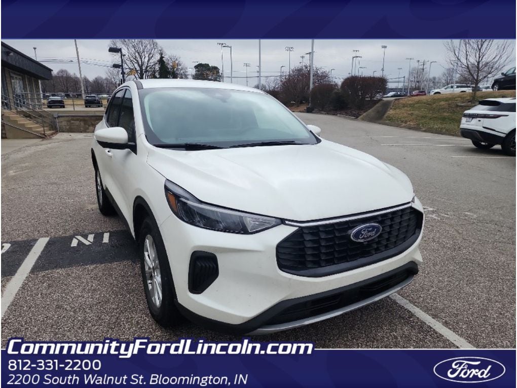 2023 Ford Escape Active's photo