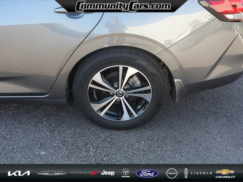 2022 Nissan Sentra SV photo 4
