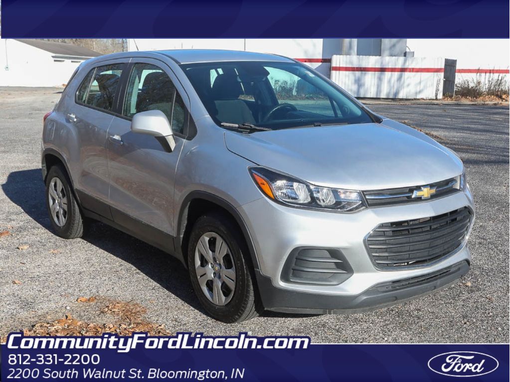 2017 Chevrolet Trax LS's photo
