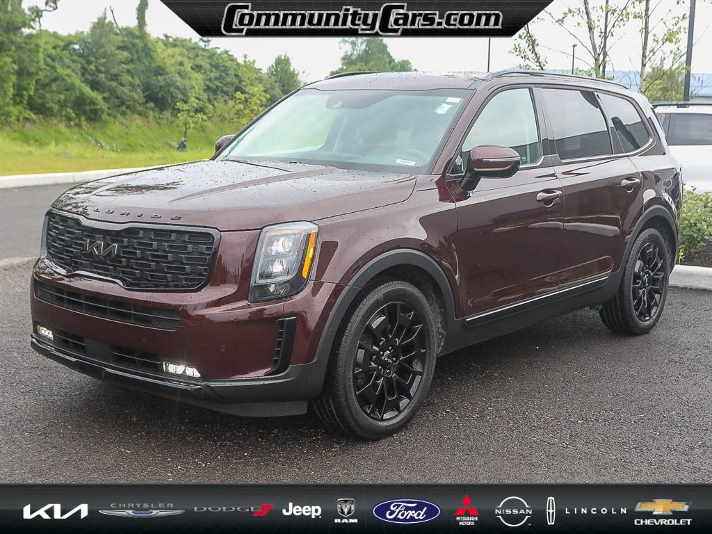 Used 2022 Kia Telluride SX with VIN 5XYP5DHC7NG261603 for sale in Bloomington, IN