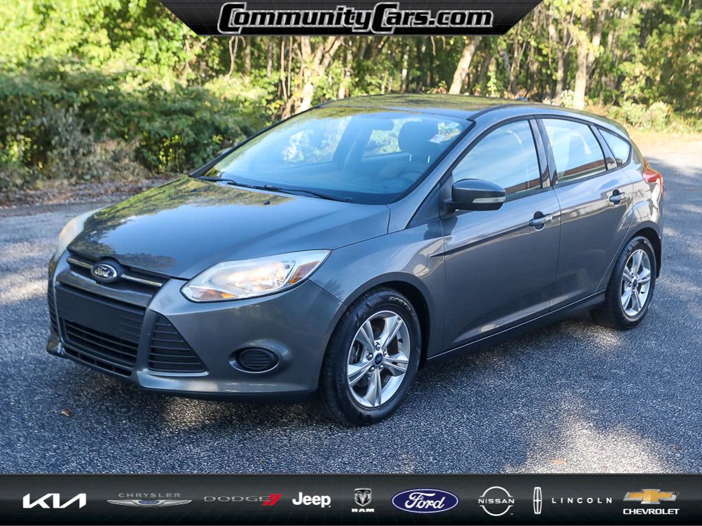 2013 Ford Focus SE photo 2