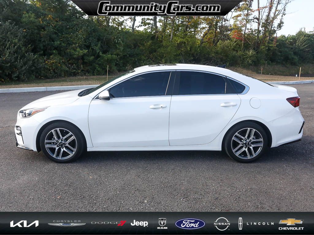 2021 Kia Forte EX photo 2