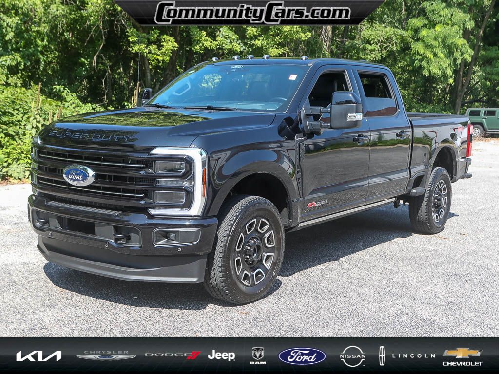 2025 Ford F-350 Platinum photo 2